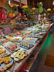 O Buffet Du Monde food