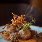 Ciasno Jak W Ulu food