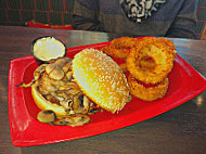 Red Robin Gourmet Burgers And Brews food