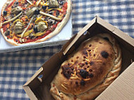 Pizza Hume food