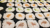 Sushi Und Söhne food