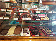 Lizzy's Chocolate Creations food