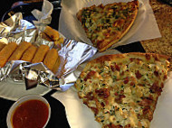 Pizza Rosa's food