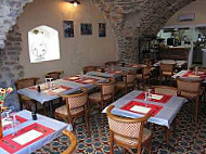 Le Bistrot De La Fontaine food