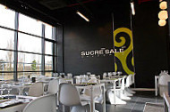 Sucré Salé inside