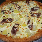 Pizza Di Carmela food