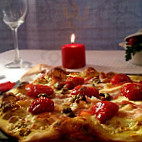 Hop'la Pizza Tigy food