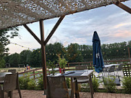 Les Terrasses Du Lac food