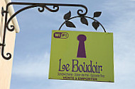 Le Boudoir outside