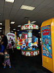 Chuck E. Cheese food