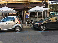 Cerveceria Buenos Aires outside