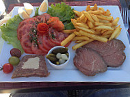 L'Auberge de Mathieu food