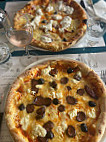 Fja Pizzeria Jeannot food