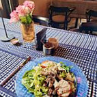 Różana Batorego 19 Nourriture