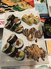 Sushistuen food