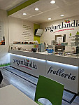 Yogurtlandia San Vito inside