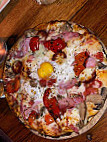 Pizzeria Roma food