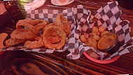 D D Peckers Wing Shack food