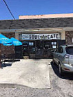 Dixie Soul Cafe outside