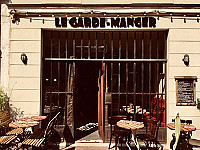 Le Garde-Manger inside