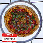 Vizza New Age Pizzabar food