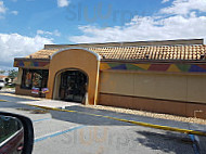 Taco Bell outside