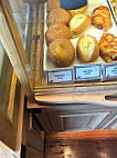 Elvin's Bakery food