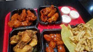 Atl Wings food