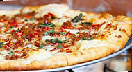 Z'abbracci Pizza, Pasta Tap House food