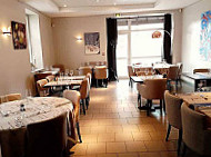 Auberge De Corcelles food