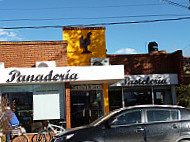 Pasteleria Flor Del Valle inside