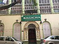 Bagicha outside