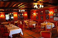 L'auberge Du Cochon D'or food