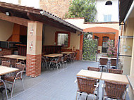 Le Patio inside