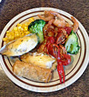 Ling's Buffet food