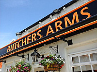 Butchers Arms outside