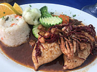 Mariscos El Guero food