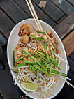 Sen Pad Thai food