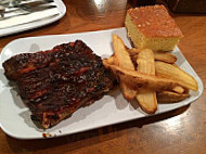 Famous Dave's -b-que food