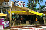 Mamita'sGrill Boracay inside