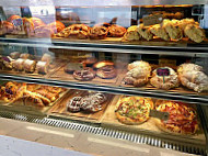 Tammy's Bakery food