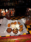 Silkies Saloon food