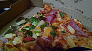 Round Table Pizza food