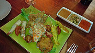 Thai Paradise Bordeaux food