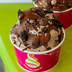 Menchie's Frozen Yogurt food