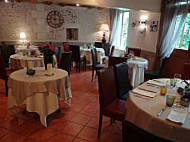 Auberge Du Cheval Rouge food