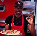 Domino's Pizza Saintlo Est food