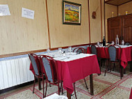 Restaurant Bar La Confiance food