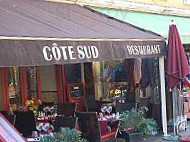 Cote Sud outside