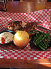 Famous Dave's (famous Dave's -b-que) food